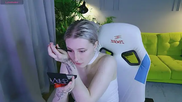 oh  lily online show from 07.15.26