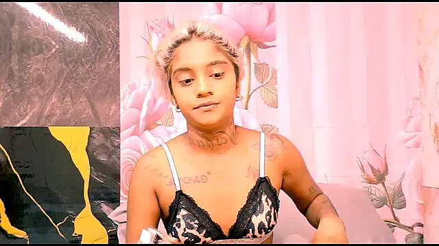 Snapshot of indian_barbie chatting on 04.05.26 indian barbie online show from 04.05.26