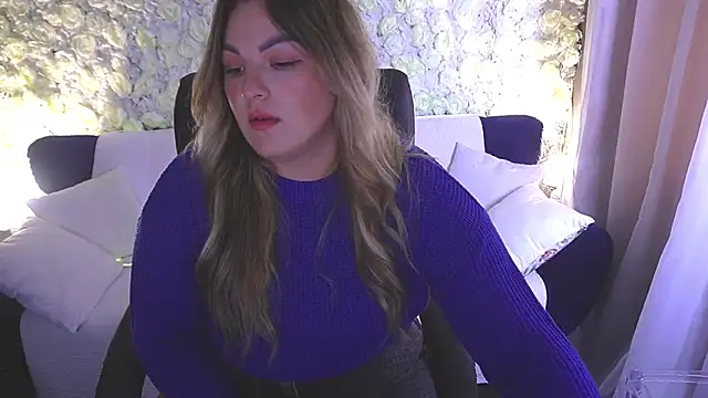 Snapshot of AlissyaGrayy chatting on 05.18.26 AlissyaGrayy online show from 05.18.26