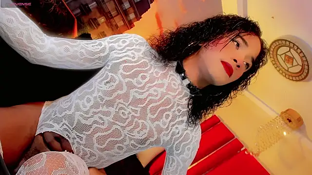 Paola Delfino online show from 06.16.26