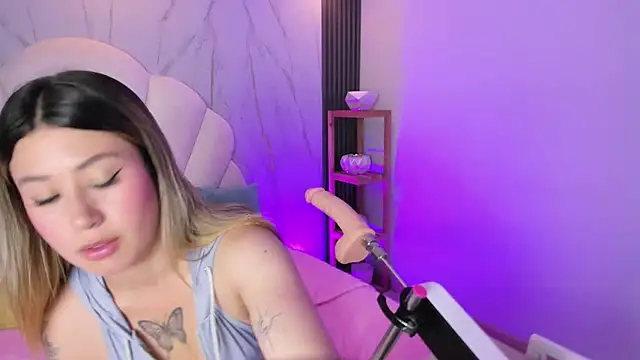 Amber Palmer online show from 03.18.26