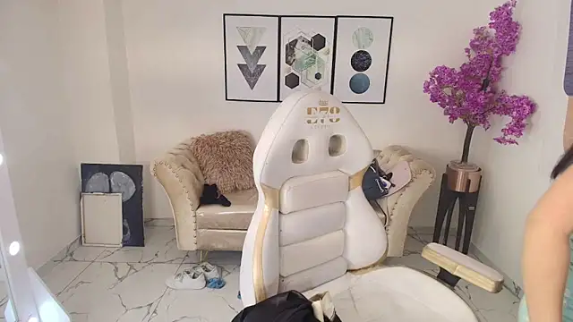 Kitty  meow online show from 04.15.26