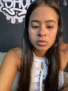 lucirganaxxx online show from 05.23.26
