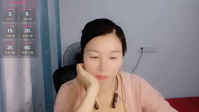 Snapshot of Lianzi-2026 chatting on 05.30.26 Lianzi-2026 online show from 05.30.26