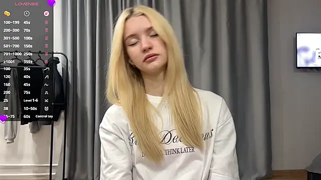 Snapshot of MelissaEvenns chatting on 05.29.26 MelissaEvenns online show from 05.29.26