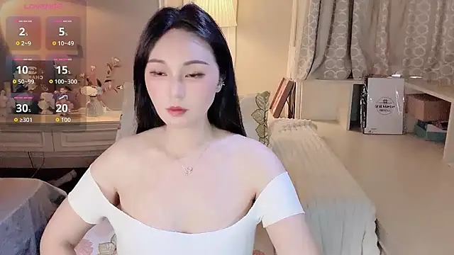 Snapshot of KCYE-CC chatting on 05.06.26 KCYE-CC online show from 05.06.26