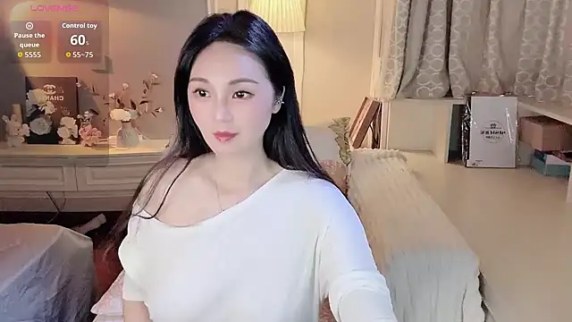 Snapshot of KCYE-CC chatting on 05.07.26 KCYE-CC online show from 05.07.26