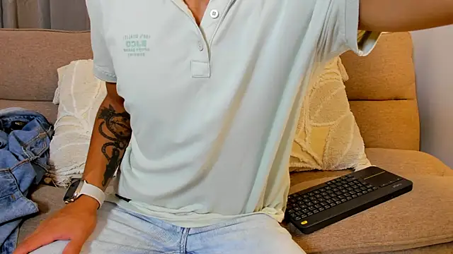 Snapshot of Steban_silv chatting on 05.14.26 Steban silv online show from 05.14.26