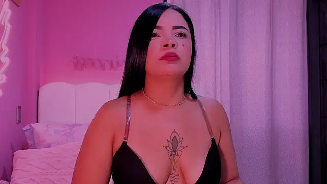 Snapshot of nicole_fiire chatting on 04.04.26 nicole fiire online show from 04.04.26