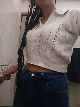 DolceLucie online show from 04.12.26