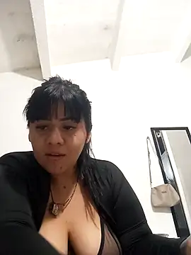 Snapshot of Luna_sexybigtits chatting on 03.20.26 Luna sexybigtits online show from 03.20.26