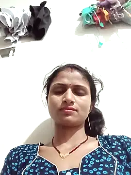 Snapshot of Leelaaji chatting on 04.06.26 Leelaaji online show from 04.06.26