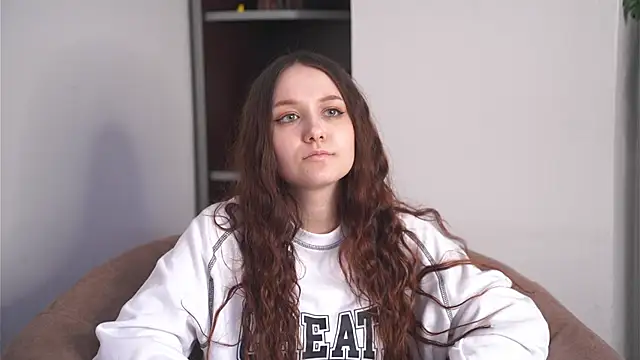 LonnaPariser online show from 03.23.26