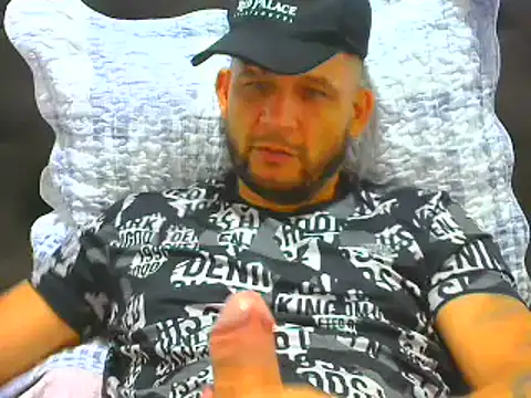 Snapshot of altenori chatting on 07.18.26 altenori online show from 07.18.26