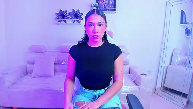 april smiith1 online show from 04.22.26