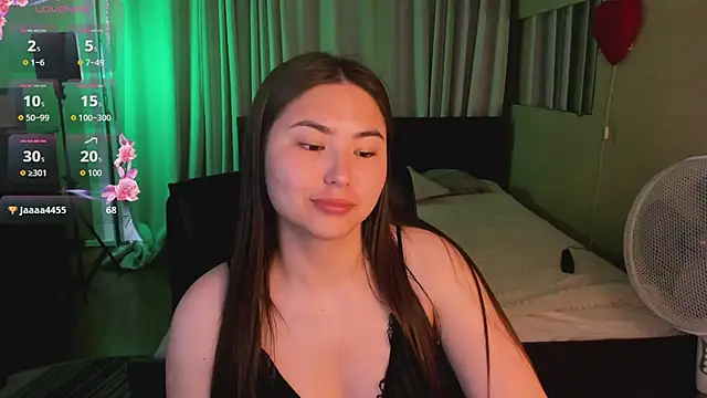 Snapshot of IceIcebabe_ chatting on 06.14.26 IceIcebabe online show from 06.14.26