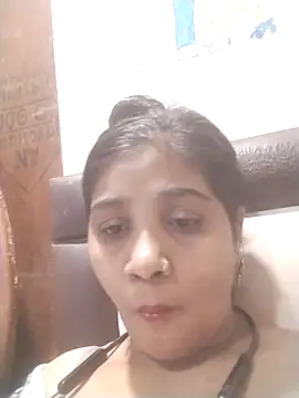 LovelyRenu online show from 04.01.26