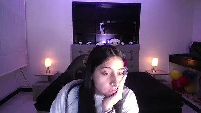 Snapshot of Melannyy_V chatting on 07.12.26 Melannyy V online show from 07.12.26