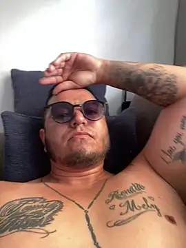 HOTB0Y18 online show from 03.22.26