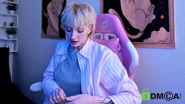 Kira  Cutie online show from 03.19.26