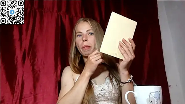 Snapshot of SilentPassion567 chatting on 06.18.26 SilentPassion567 online show from 06.18.26