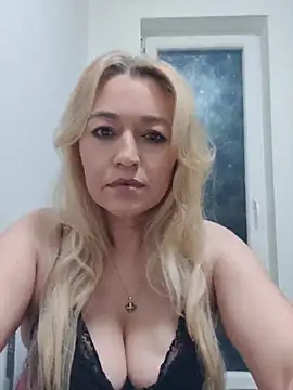 LexaVelure online show from 04.16.26