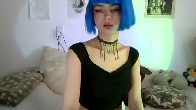 Snapshot of Tabitta_ chatting on 04.19.26 Tabitta online show from 04.19.26