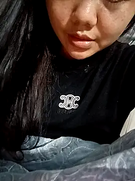 Snapshot of Mi-milan chatting on 03.19.26 Mi-milan online show from 03.19.26