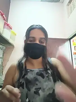 Snapshot of REENA-STRIP chatting on 05.16.26 REENA-STRIP online show from 05.16.26