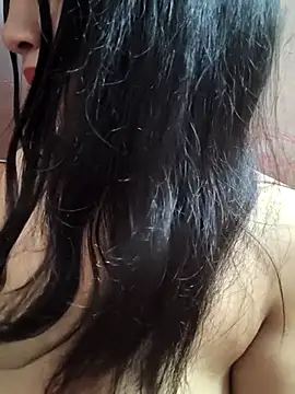 Snapshot of REENA-STRIP chatting on 05.31.26 REENA-STRIP online show from 05.31.26