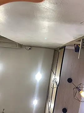 Snapshot of boy_good12 chatting on 04.19.26 boy good12 online show from 04.19.26