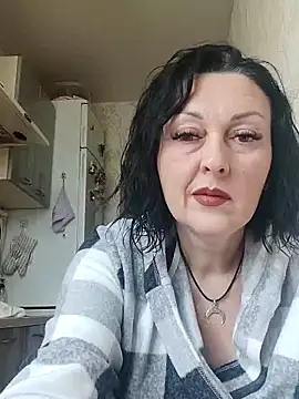 HelgaDennis online show from 03.28.26