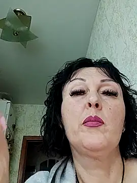HelgaDennis online show from 04.27.26