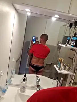 Justfunfree online show from 05.05.26