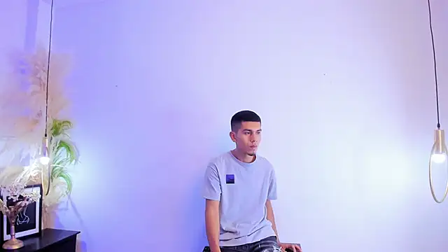your d0ll1 online show from 04.20.26