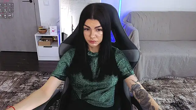 Snapshot of AnacondaOnn chatting on 03.22.26 AnacondaOnn online show from 03.22.26