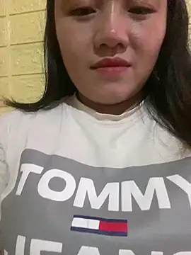 Annaxyz online show from 03.26.26