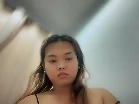 Snapshot of Gel_Huge_Butt chatting on 04.18.26 Gel Huge Butt online show from 04.18.26