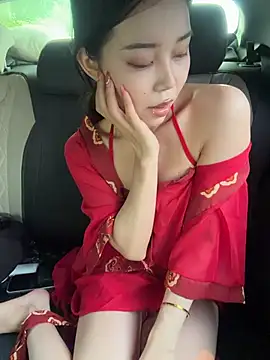 kiki-chloe online show from 04.13.26