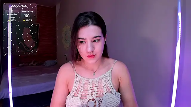 Snapshot of Elly__Green chatting on 03.30.26 Elly Green online show from 03.30.26