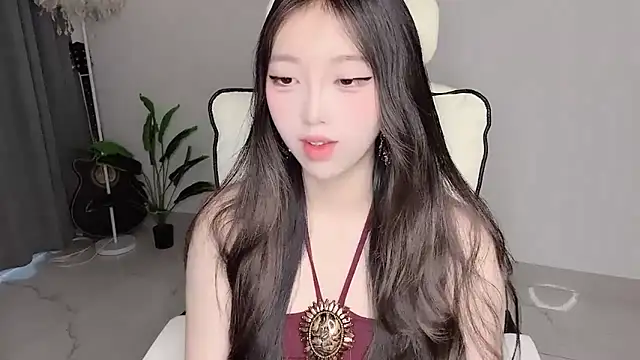 Yukiy8877 online show from 04.19.26