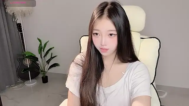 Yukiy8877 online show from 04.20.26