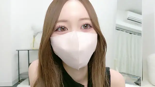 Snapshot of salachan_v chatting on 07.16.26 salachan v online show from 07.16.26