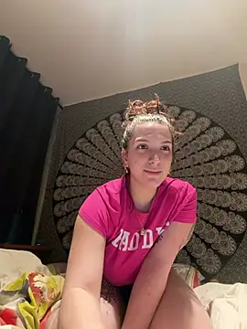 Snapshot of georginamoor chatting on 03.23.26 georginamoor online show from 03.23.26