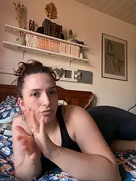 Snapshot of georginamoor chatting on 03.26.26 georginamoor online show from 03.26.26