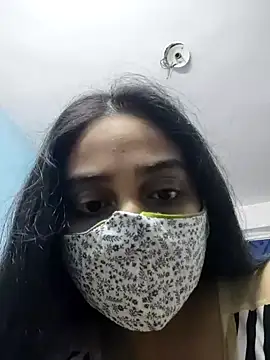 Snapshot of ALIZA_FENDY chatting on 03.26.26 ALIZA FENDY online show from 03.26.26
