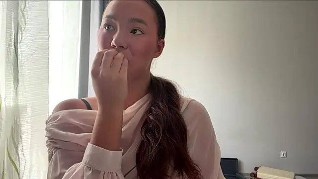 kamila 18 french online show from 06.28.26