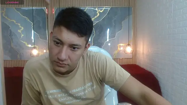 Snapshot of DominantBoy4 chatting on 07.16.26 DominantBoy4 online show from 07.16.26