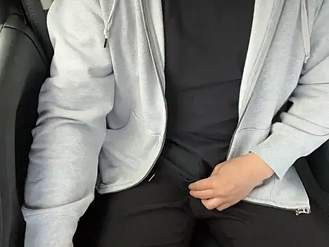 ChubbyTokyo online show from 04.09.26