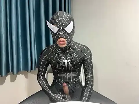 Snapshot of SpiderZentai2906 chatting on 06.20.26 SpiderZentai2906 online show from 06.20.26